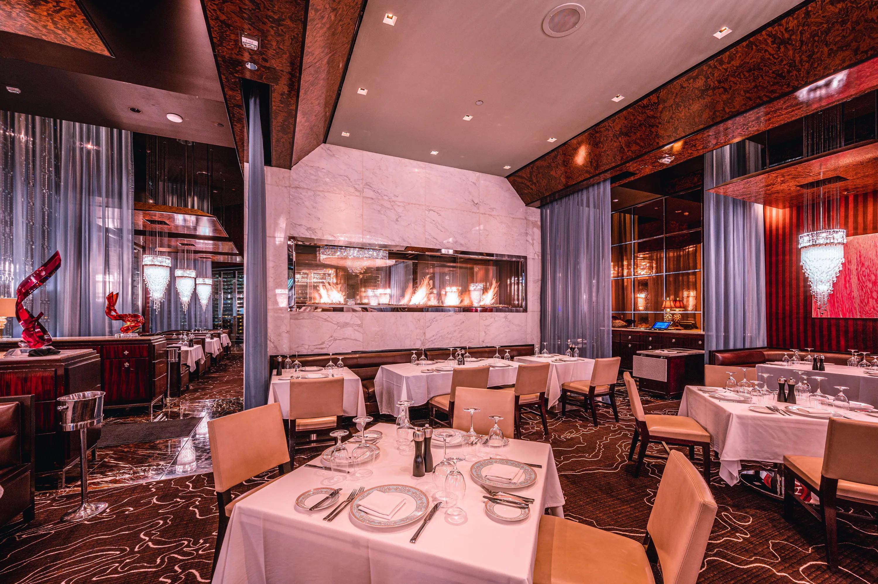 Hank's Fine Steaks & Martinis