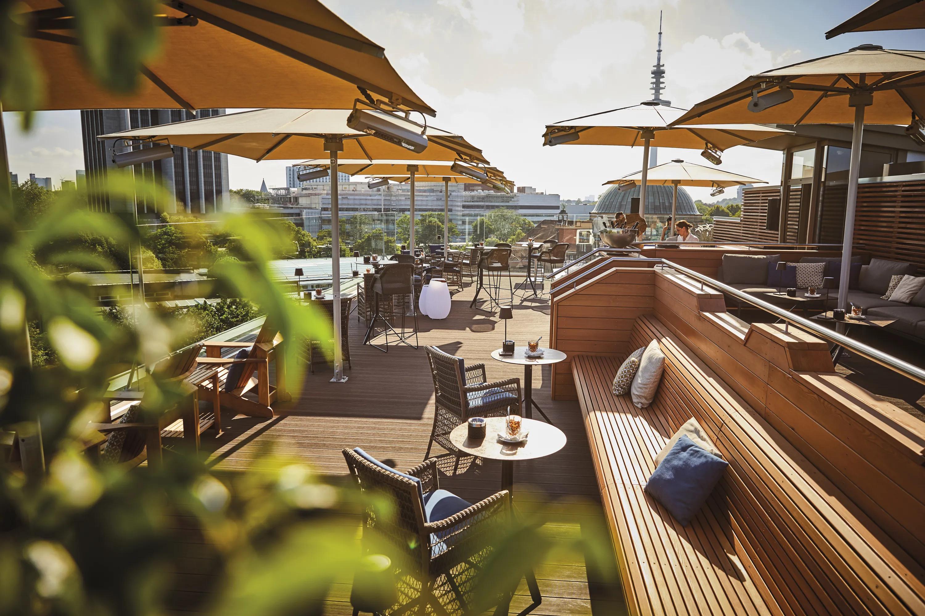 Top 7 Roof Bar