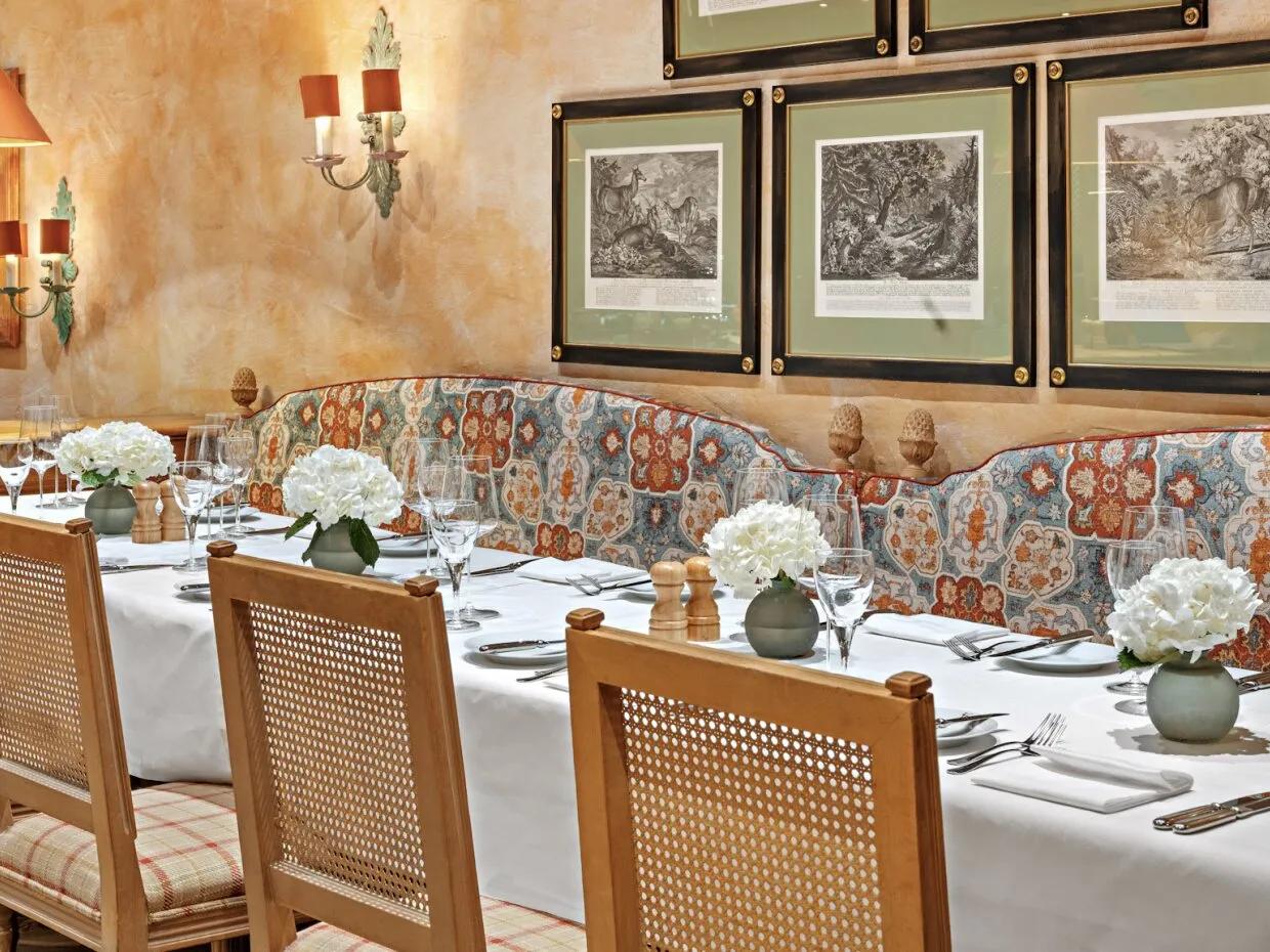 Salon Hubertus at Excelsior