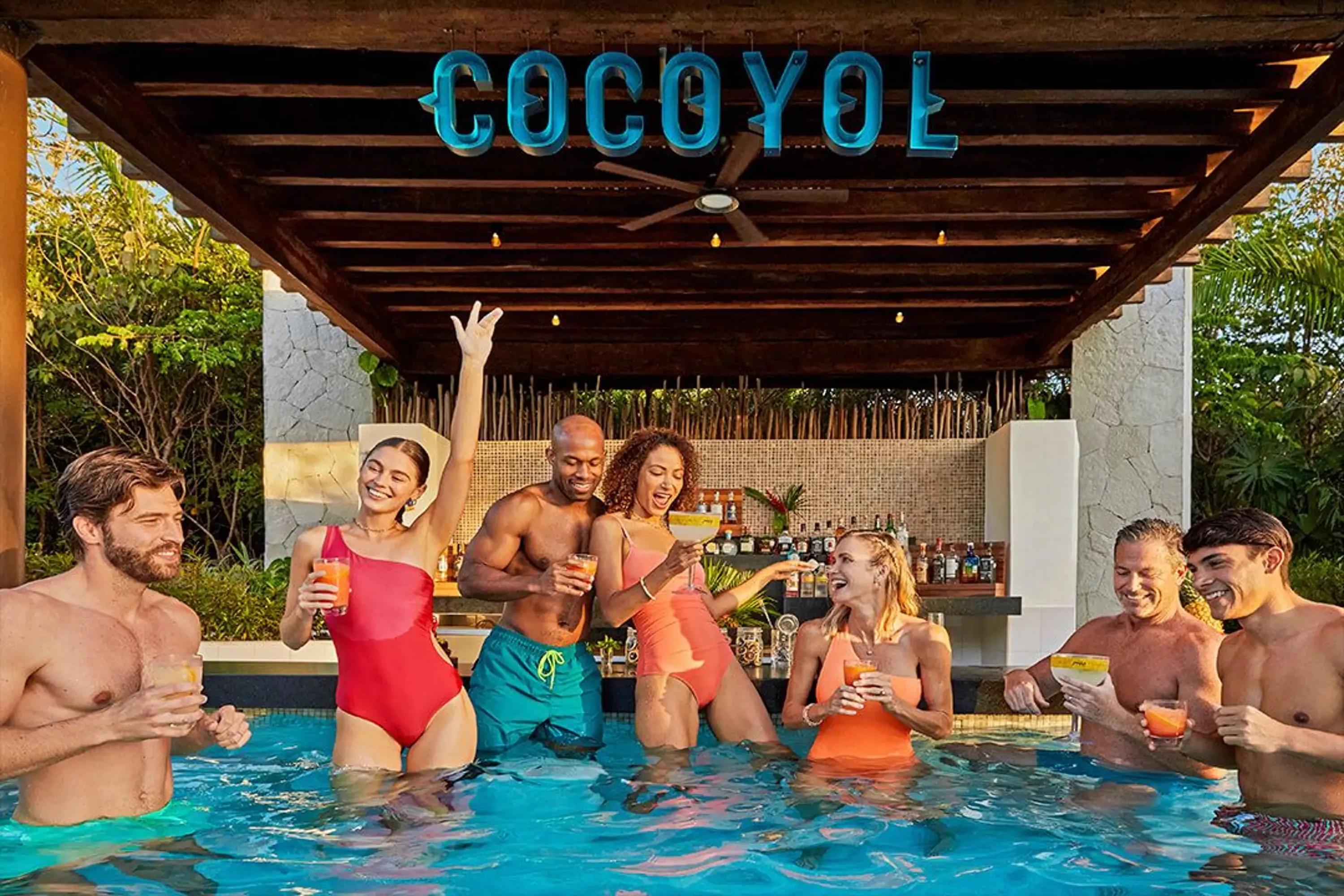 Cocoyol Pool Bar