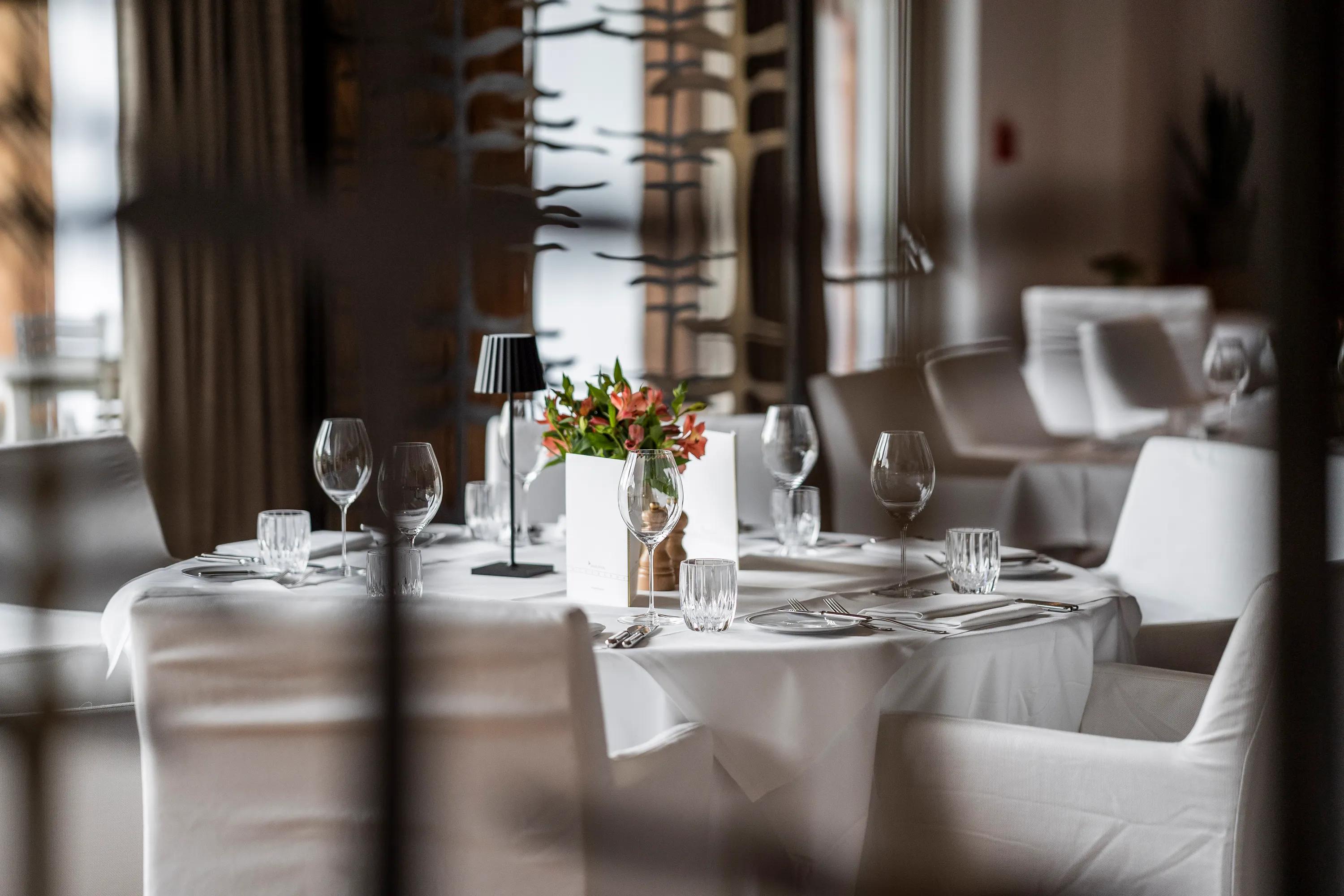 Restaurant "Weißer Hirsch" 