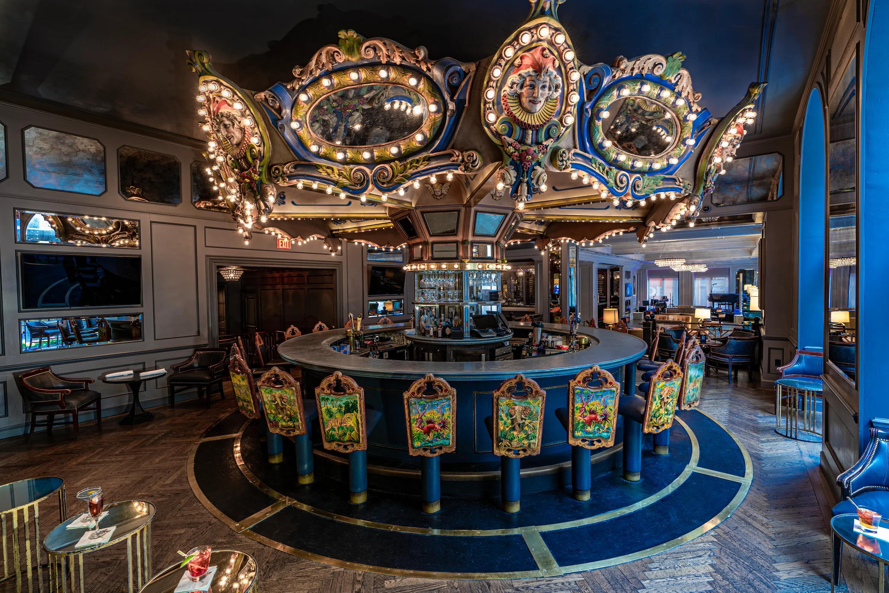 Carousel Bar & Lounge