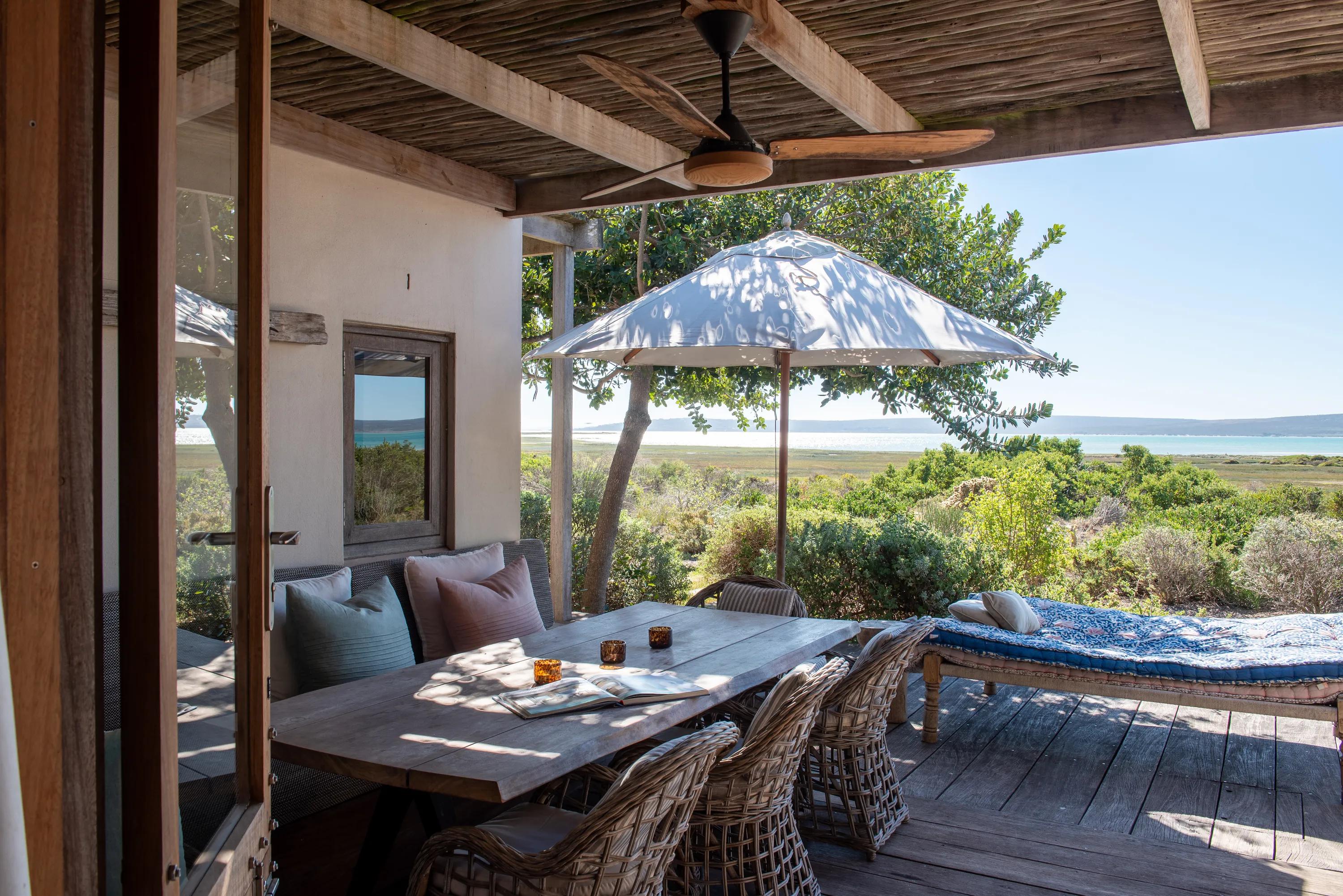 The cottage's outdoor kitchen & braai area