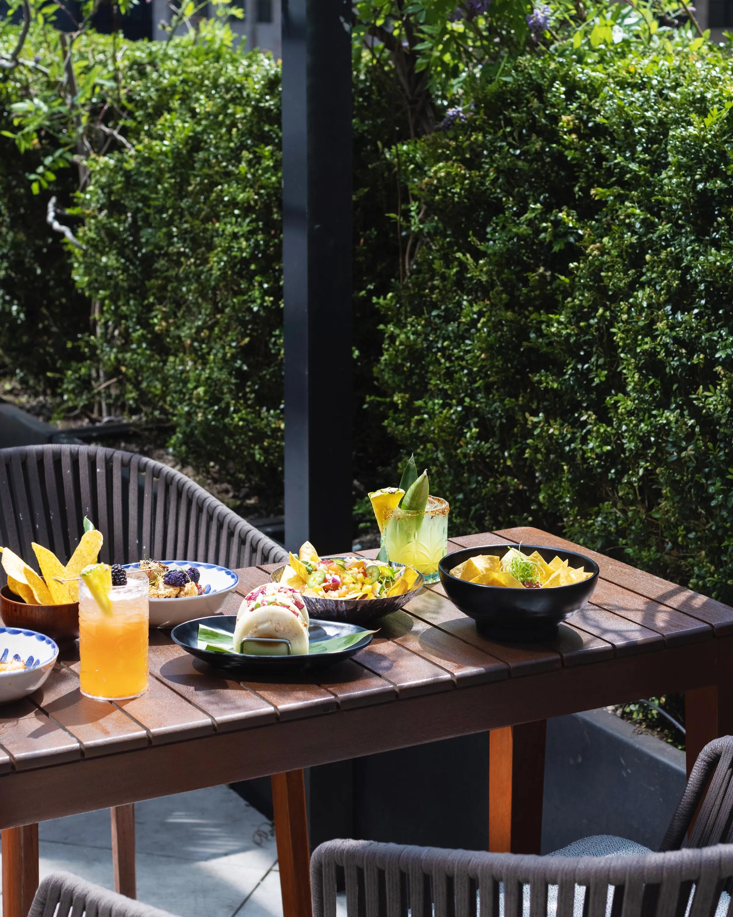 El Ta'Koy at Terrace on 7 