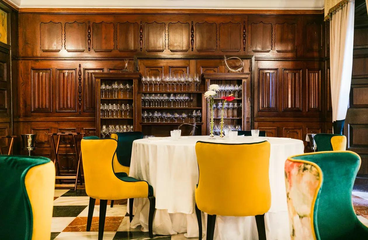 Poemas Restaurant by the Padrón Brothers