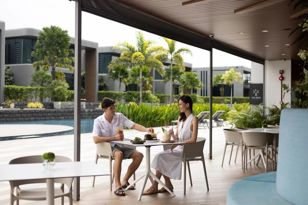 Tee Deck, Alfresco Dining