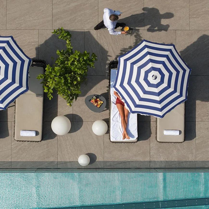 Poolbar “Chill & Cheers”