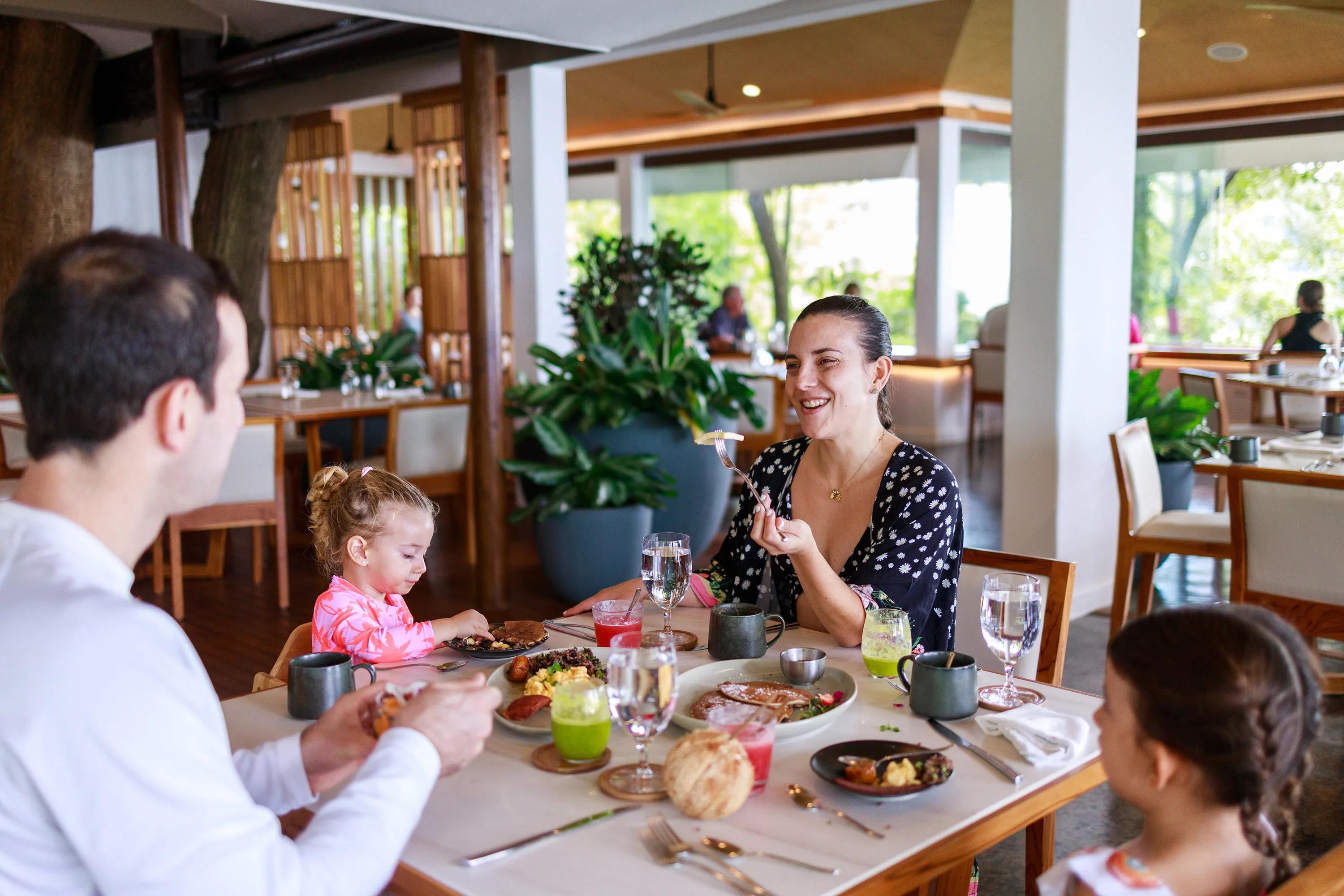 Mirador Oceanview Restaurant & Bar