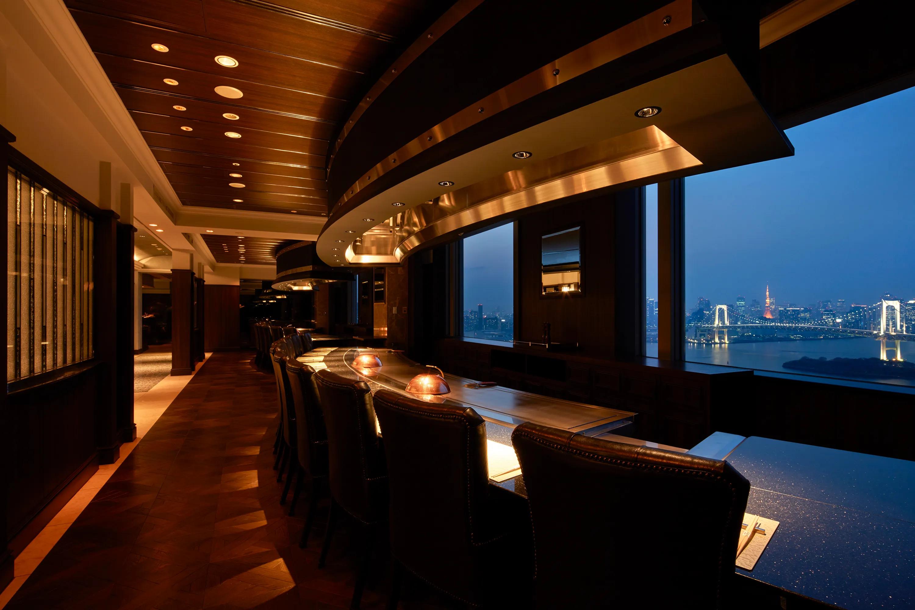The Bar and Lounge