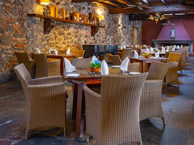 Los Hules Restaurant