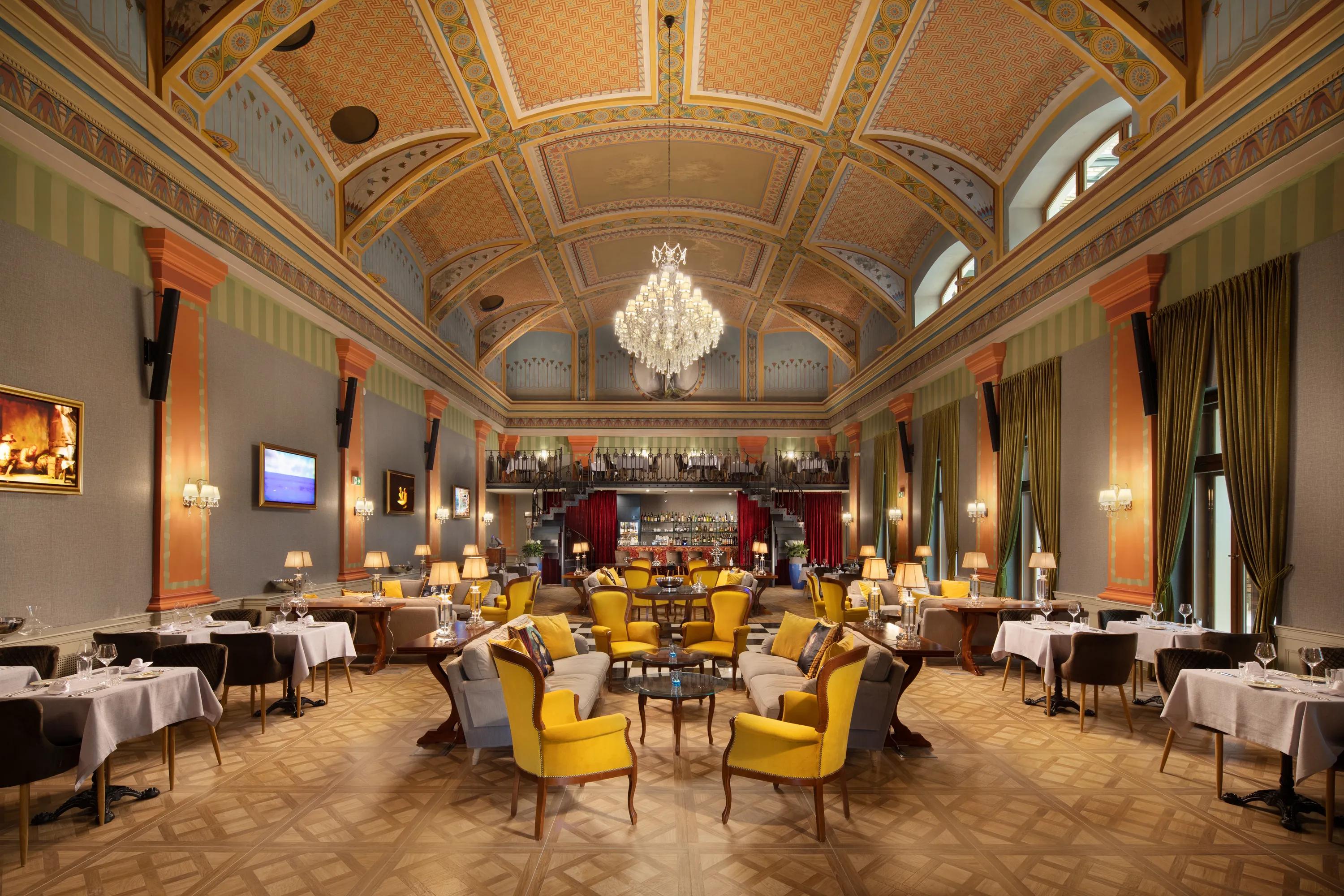 The Great Hall Restaurant & Lounge