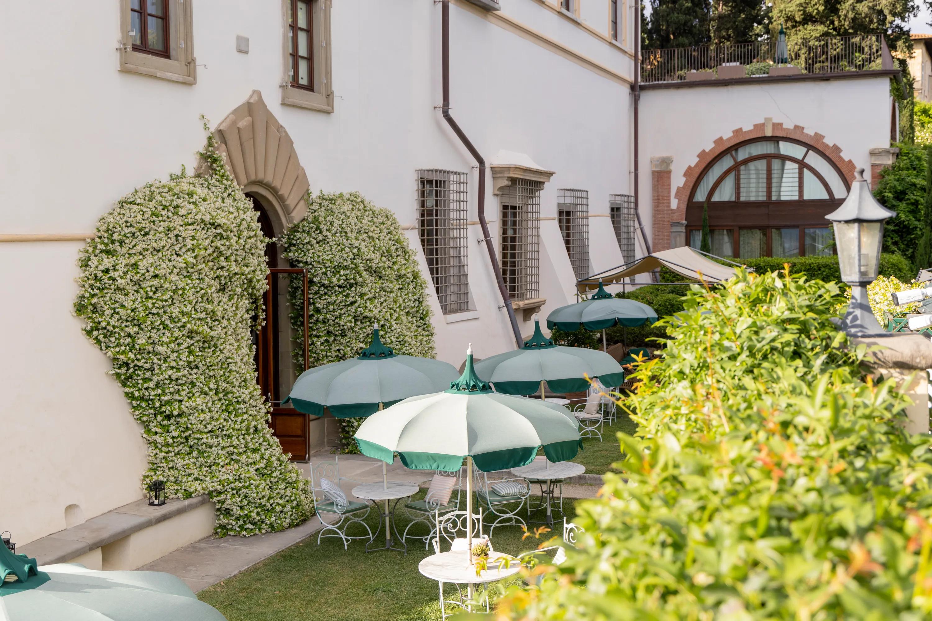 Open Kitchen Breakfast