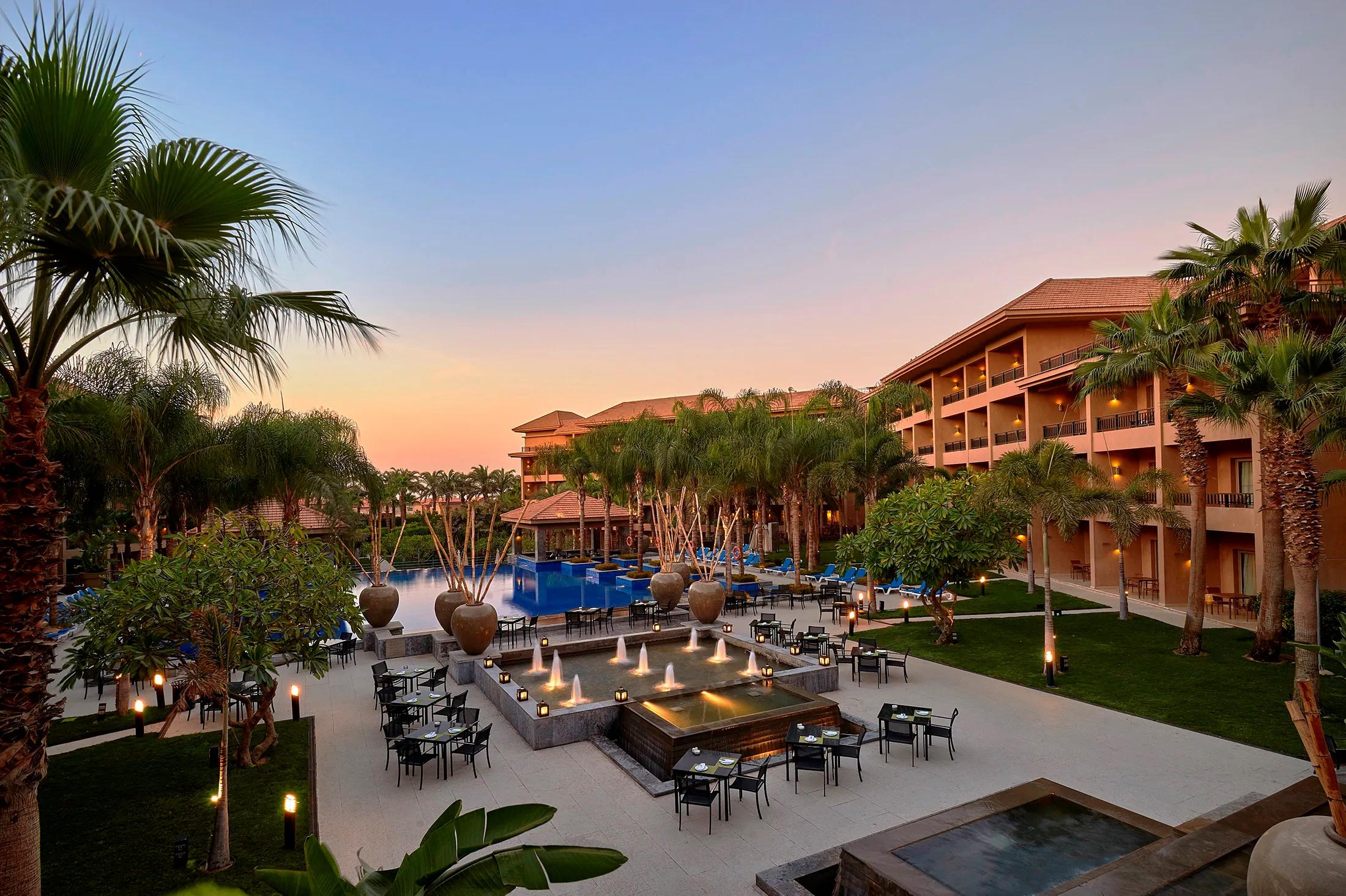 Pool Sala Bar and Grill